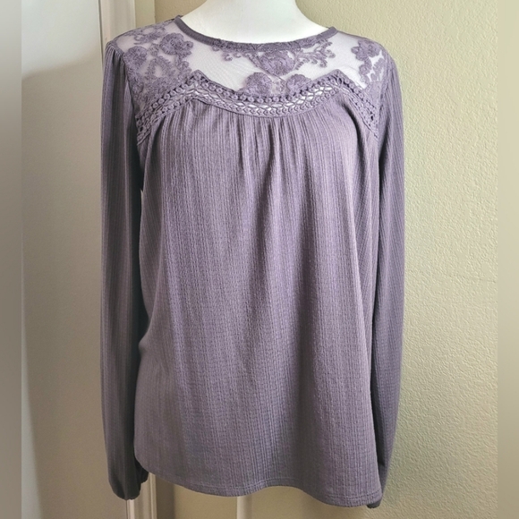Maurice Balloon Long Sleeve Blouse, Size Medium, Lace Neckline - Picture 1 of 8
